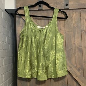 Victoria’s Secret green flower crop tank top